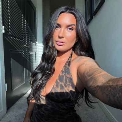 Brie Stoa, founder and custom airbrush artist at Southern Glow Airbrush